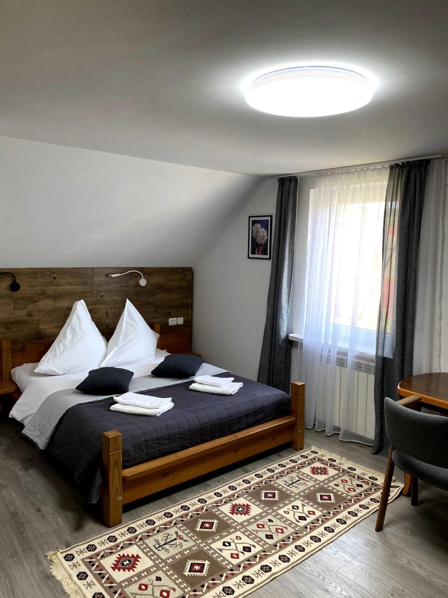 Karpats'Kyi Kalejdoskop Hotel Slavske Exterior foto